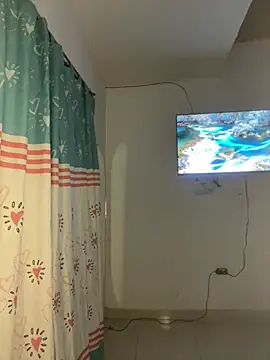 Snapshot of my_cam chatting on January 14, 2026, 12:36 am my cam online show from January 14, 2026, 12:36 am