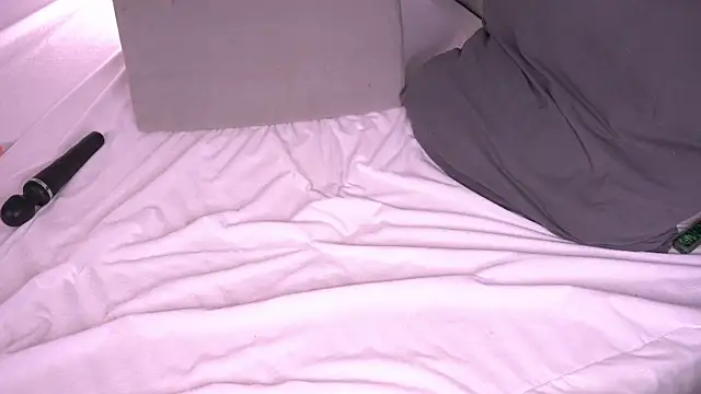 Snapshot of KathleenAnderson_ chatting on February 11, 2025, 2:13 pm KathleenAnderson online show from February 11, 2025, 2:13 pm