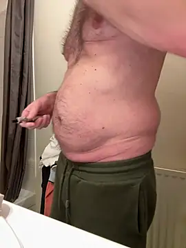 Snapshot of vincent1522 chatting on April 3, 2026, 6:09 am vincent1522 online show from April 3, 2026, 6:09 am