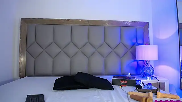 PamelaaPonce online show from January 14, 2026, 12:42 pm