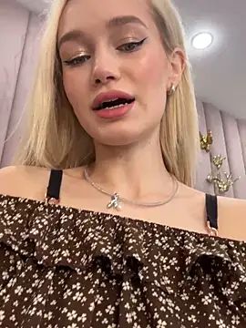 KristinaDane online show from March 1, 2025, 2:59 am