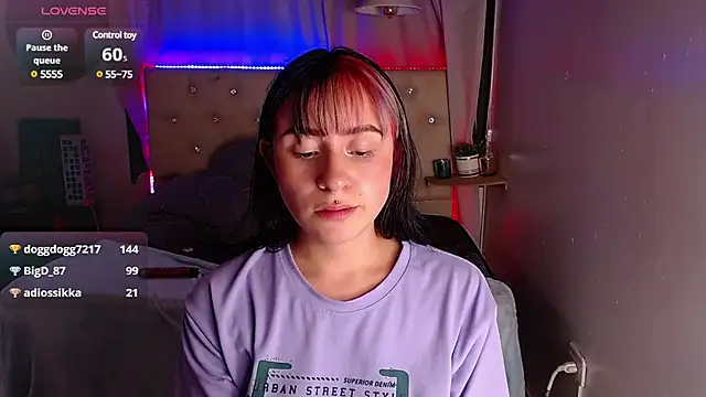 Snapshot of melodygirl__ chatting on March 19, 2025, 10:20 pm melodygirl online show from March 19, 2025, 10:20 pm