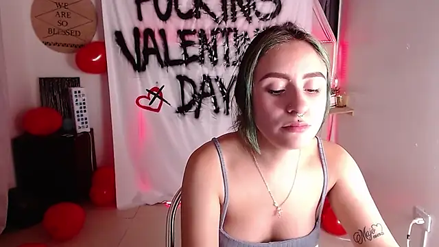 Snapshot of melodygirl__ chatting on February 16, 2025, 11:39 pm melodygirl online show from February 16, 2025, 11:39 pm