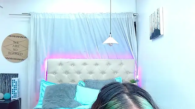 Snapshot of melodygirl__ chatting on February 4, 2025, 2:17 am melodygirl online show from February 4, 2025, 2:17 am