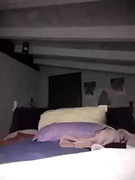 divinaerotica online show from December 3, 2025, 8:08 pm