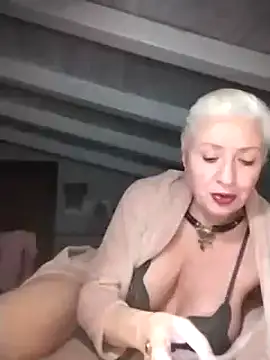 divinaerotica online show from March 13, 2025, 8:11 pm