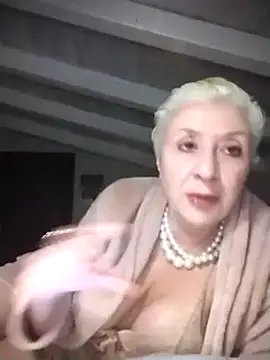 divinaerotica online show from March 1, 2025, 6:21 pm