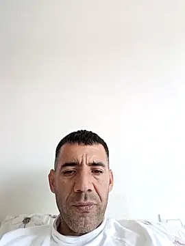 juanignacioargentino online show from March 22, 2025, 4:26 pm