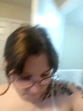 Snapshot of MrsJess chatting on October 6, 2025, 3:13 pm MrsJess online show from October 6, 2025, 3:13 pm