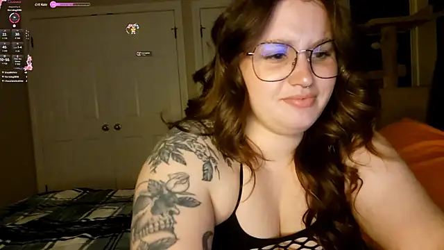 Snapshot of MrsJess chatting on March 15, 2025, 2:35 am MrsJess online show from March 15, 2025, 2:35 am