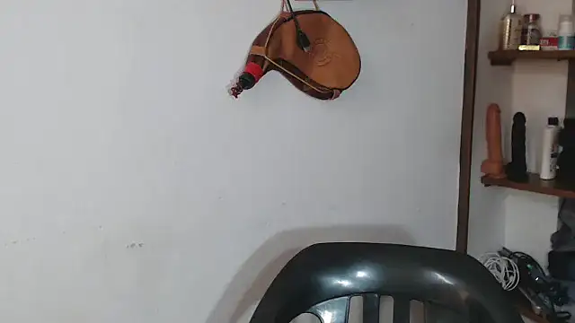 Antoneella vz online show from October 25, 2025, 3:01 pm