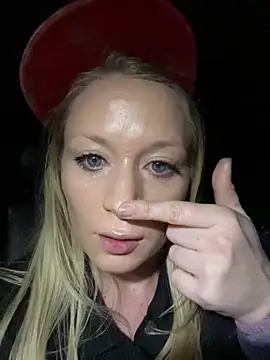 Snapshot of kcmo1010 chatting on March 4, 2026, 9:50 am kcmo1010 online show from March 4, 2026, 9:50 am