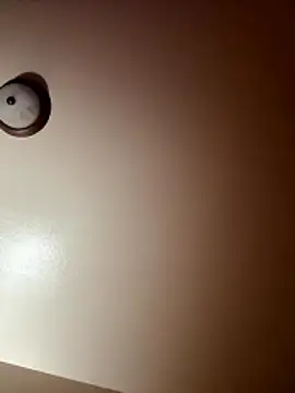 Snapshot of kcmo1010 chatting on January 10, 2026, 9:04 am kcmo1010 online show from January 10, 2026, 9:04 am