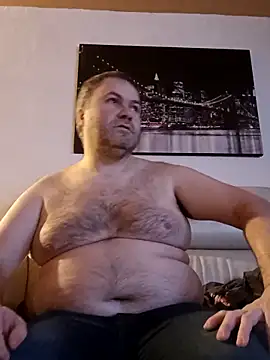 Snapshot of Pourleplasirs chatting on February 21, 2025, 12:49 am Pourleplasirs online show from February 21, 2025, 12:49 am