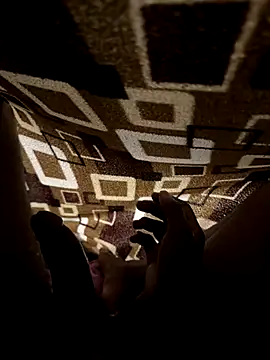 Snapshot of jhonnes_ chatting on December 15, 2025, 2:06 am jhonnes online show from December 15, 2025, 2:06 am