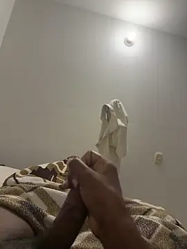 Snapshot of jhonnes_ chatting on October 6, 2025, 5:41 am jhonnes online show from October 6, 2025, 5:41 am