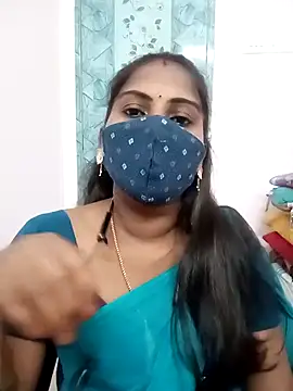 Snapshot of Tamil_roja17 chatting on May 10, 2026, 11:14 am Tamil roja17 online show from May 10, 2026, 11:14 am