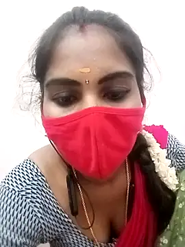 Snapshot of Tamil_roja17 chatting on April 18, 2026, 7:07 pm Tamil roja17 online show from April 18, 2026, 7:07 pm