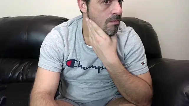 Troyt87 online show from December 4, 2025, 3:55 pm