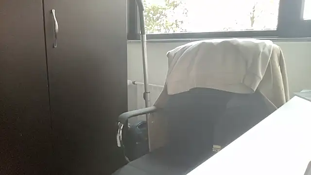 bullyboyy online show from November 13, 2025, 2:54 pm