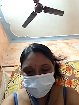 Cute Jiyaa online show from April 3, 2026, 8:15 pm