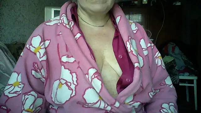 Snapshot of Mayya4321 chatting on January 19, 2026, 1:26 pm Mayya4321 online show from January 19, 2026, 1:26 pm