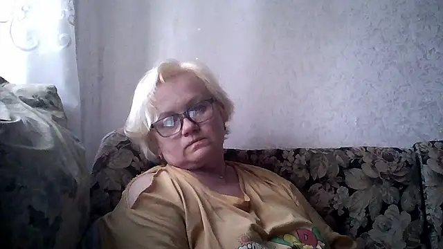 Snapshot of Mayya4321 chatting on May 21, 2026, 10:01 am Mayya4321 online show from May 21, 2026, 10:01 am