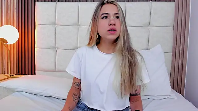 Ariana greenblat online show from April 7, 2026, 5:15 pm