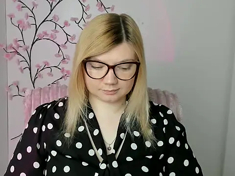 Lola moree online show from April 21, 2026, 11:39 am