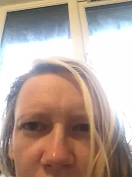 blondey206 online show from February 10, 2025, 4:47 pm