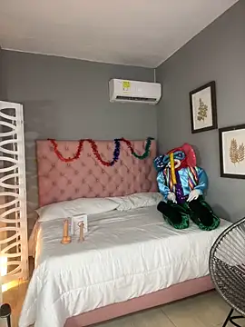 Snapshot of ashanty_queen chatting on March 7, 2025, 2:34 pm ashanty queen online show from March 7, 2025, 2:34 pm