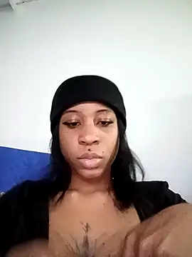 Snapshot of Zaira_Rose_ chatting on March 24, 2026, 3:17 am Zaira Rose online show from March 24, 2026, 3:17 am