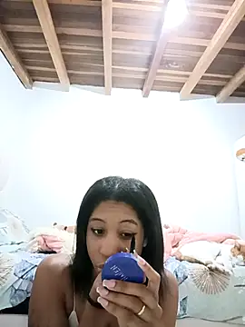 Snapshot of Zaira_Rose_ chatting on March 19, 2026, 2:22 am Zaira Rose online show from March 19, 2026, 2:22 am