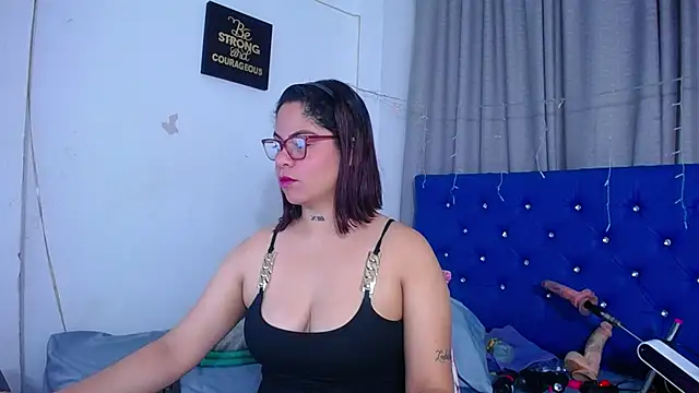 Snapshot of hornny_cougar chatting on November 28, 2025, 6:52 pm hornny cougar online show from November 28, 2025, 6:52 pm