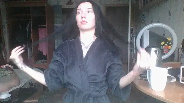 Snapshot of RussNocturnal chatting on June 17, 2026, 1:05 am RussNocturnal online show from June 17, 2026, 1:05 am