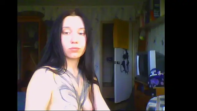 Snapshot of RussNocturnal chatting on May 9, 2026, 1:20 am RussNocturnal online show from May 9, 2026, 1:20 am