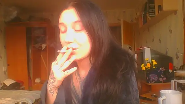 Snapshot of RussNocturnal chatting on June 4, 2026, 3:06 pm RussNocturnal online show from June 4, 2026, 3:06 pm