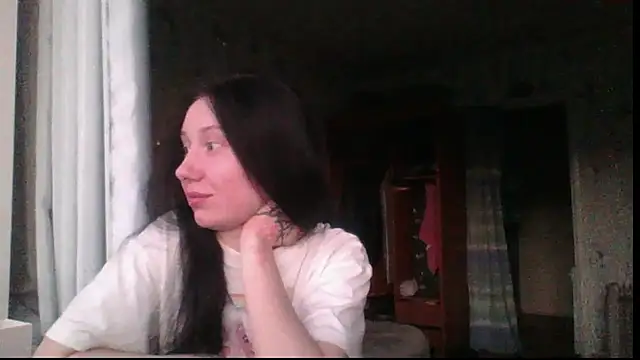 Snapshot of RussNocturnal chatting on April 18, 2026, 5:37 pm RussNocturnal online show from April 18, 2026, 5:37 pm