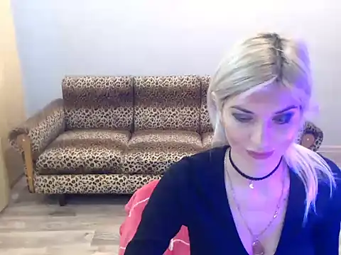 SexyBeatriice online show from November 18, 2025, 7:22 am