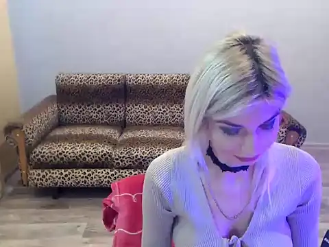 SexyBeatriice online show from December 2, 2025, 7:32 am