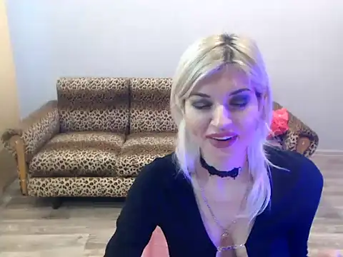 SexyBeatriice online show from November 29, 2025, 7:41 am