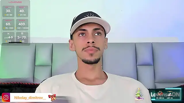 Snapshot of Sam_culhane chatting on December 23, 2025, 1:38 am Sam culhane online show from December 23, 2025, 1:38 am