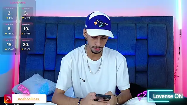 Snapshot of Sam_culhane chatting on February 25, 2025, 8:42 pm Sam culhane online show from February 25, 2025, 8:42 pm