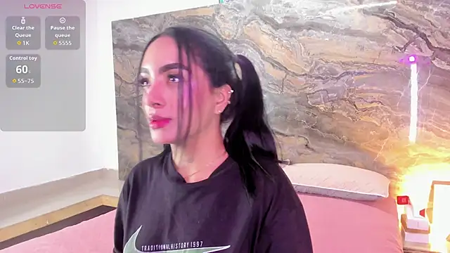 Snapshot of Estefy_gomez09 chatting on March 5, 2026, 12:35 pm Estefy gomez09 online show from March 5, 2026, 12:35 pm