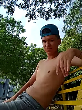 arevalo1124 online show from February 6, 2025, 8:45 pm