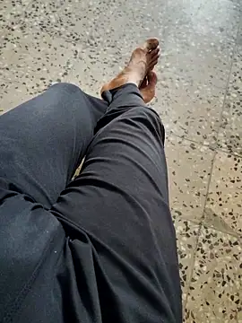 suggest121 online show from March 19, 2025, 6:57 am