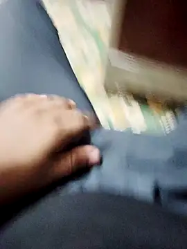 suggest121 online show from November 13, 2025, 9:24 am