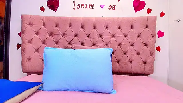 Snapshot of sharlott_miller chatting on February 28, 2025, 11:58 am sharlott miller online show from February 28, 2025, 11:58 am