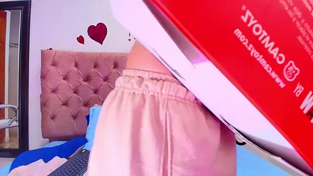 sharlott miller online show from February 25, 2025, 11:54 am