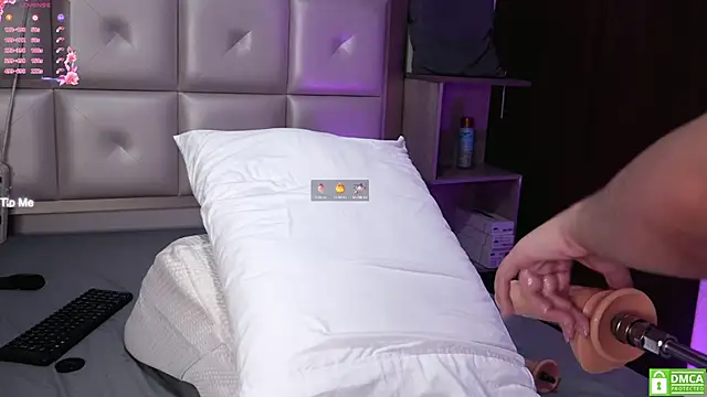 sammy liz online show from October 11, 2025, 1:45 pm